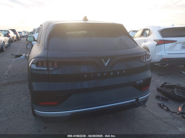 Vinfast Vf 8 Plus 2023 RLLV1AFA8PH000774 Image 17