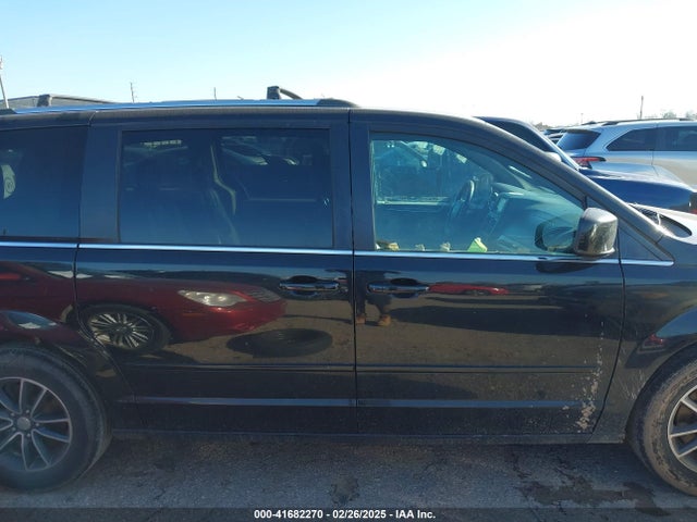 Dodge Grand Caravan Sxt 2017 2C4RDGCG0HR604145 Image 13