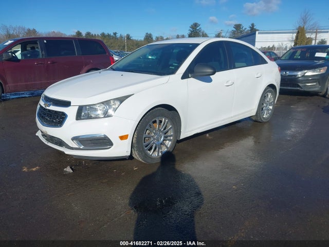 1G1PA5SHXF7150184 Chevrolet Cruze Ls Auto