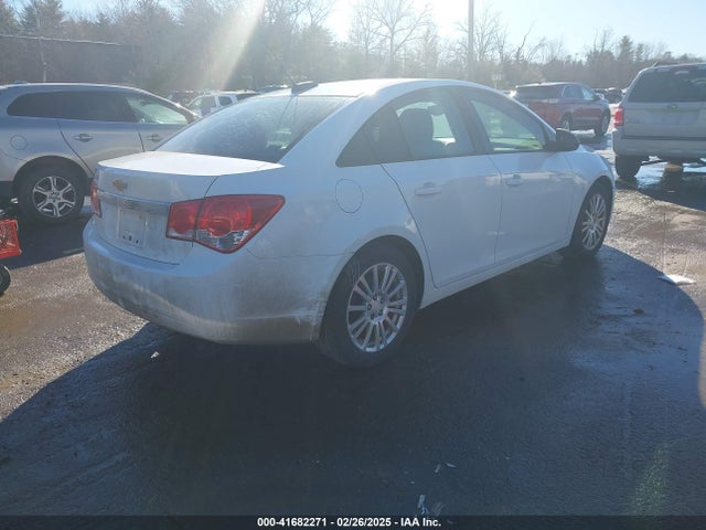1G1PA5SHXF7150184 Chevrolet Cruze Ls Auto