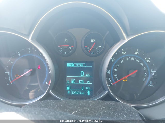 1G1PA5SHXF7150184 Chevrolet Cruze Ls Auto