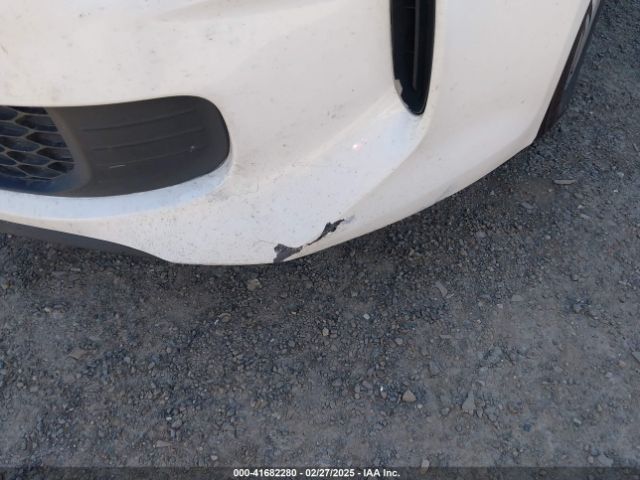 KNAGT4LE9H5012924 KIA 2017