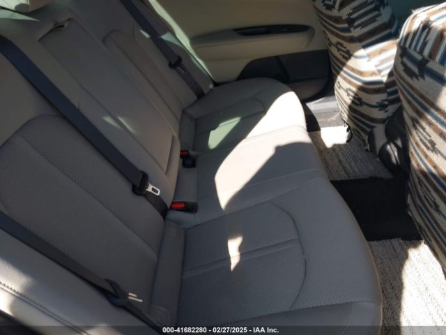 KNAGT4LE9H5012924 KIA 2017