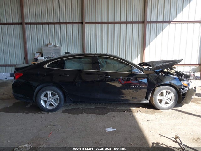 1G1ZB5ST3LF096173 Chevrolet Malibu Fwd Ls