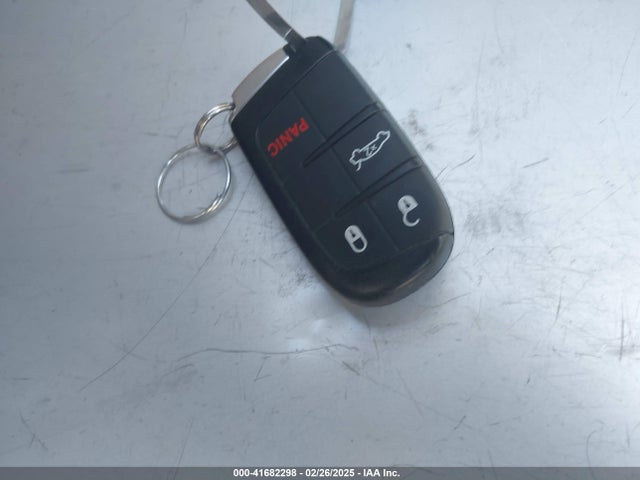 Chrysler 200 Limited 2015 1C3CCCAB6FN503098 Image 11