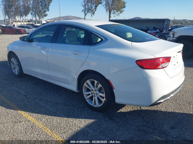 Chrysler 200 Limited 2015 1C3CCCAB6FN503098 Image 3