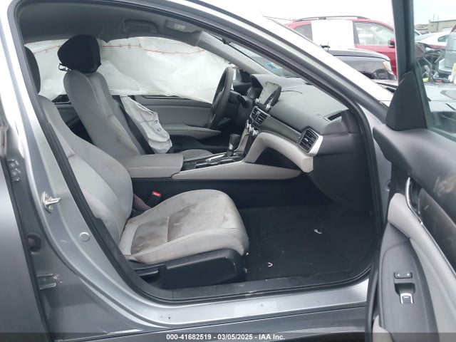 1HGCV1F18JA228667 Honda ACCORD LX