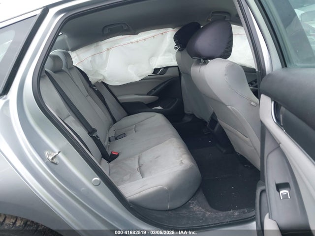 1HGCV1F18JA228667 Honda ACCORD LX