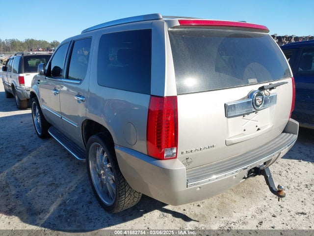 2007 CADILLAC ESCALADE 1GYFK63877R130186 Photo 2