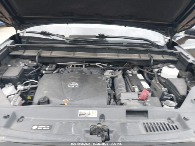 5TDBZRBH7MS134660 Toyota Highlander Le