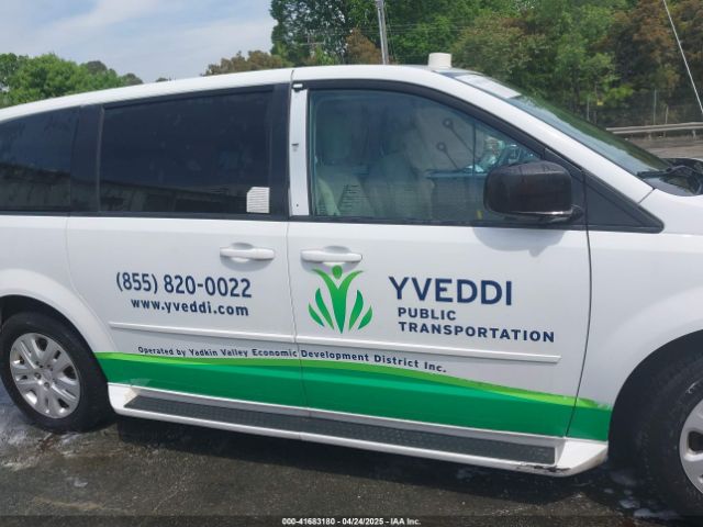 2C4RDGBG6ER380568 Dodge Grand Caravan Se