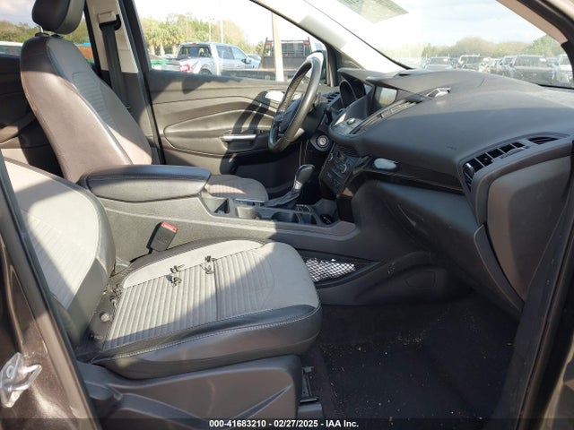 Ford ESCAPE SE 2018 1FMCU0GD1JUC32509 Image 5