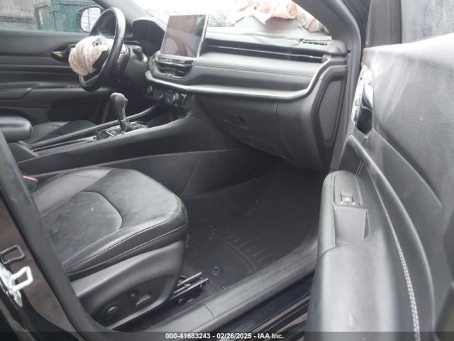 3C4NJDCB1NT142939 Jeep Compass High Altitude 4x4