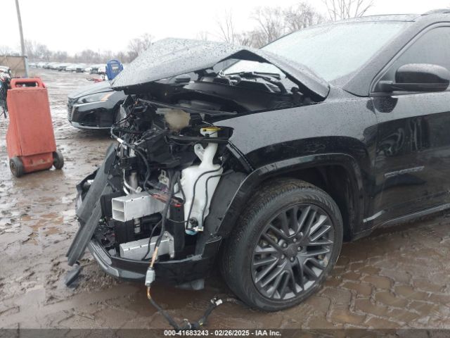 3C4NJDCB1NT142939 Jeep Compass High Altitude 4x4