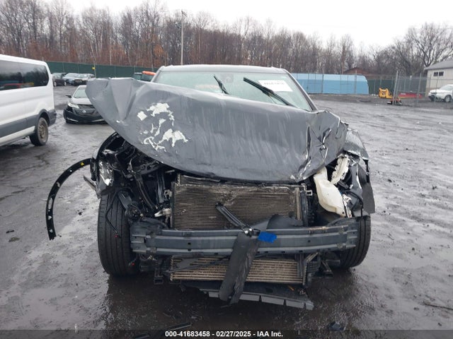 3GNKBHR46MS522595 Chevrolet Blazer Awd 2lt