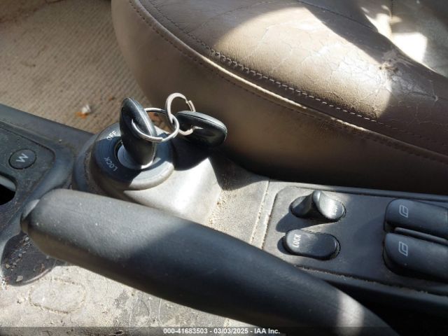 1999 SAAB 9-3 YS3DD58NXX2077579 Photo 10