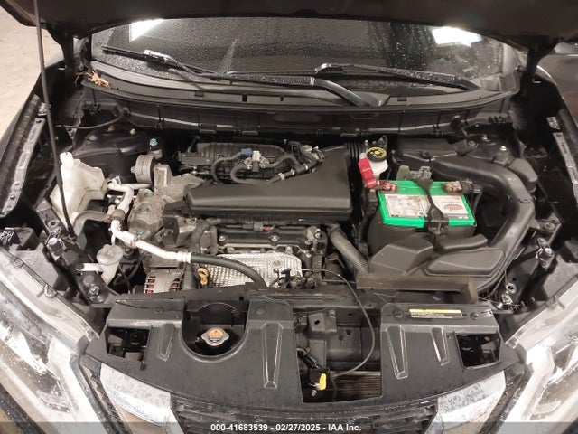 JN8AT2MV1HW276469 Nissan Rogue Sl