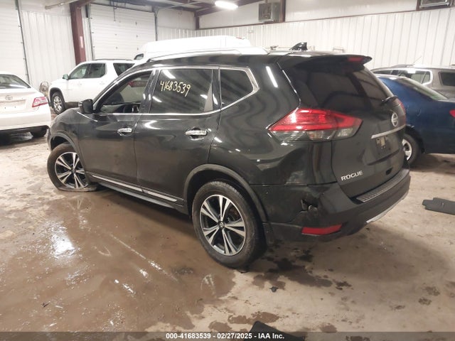 JN8AT2MV1HW276469 Nissan Rogue Sl
