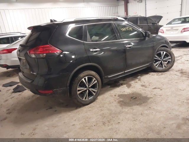 JN8AT2MV1HW276469 Nissan Rogue Sl