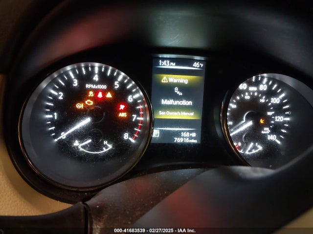 JN8AT2MV1HW276469 Nissan Rogue Sl