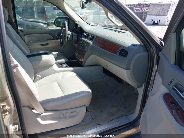 Продаж на аукціоні авто 2007 Chevrolet Tahoe Ltz, vin: 1GNFK13047R152253, номер лоту: 41683574