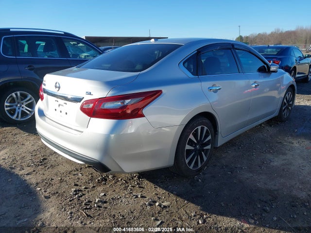 1N4AL3AP2JC239743 Nissan Altima 2.5 Sl