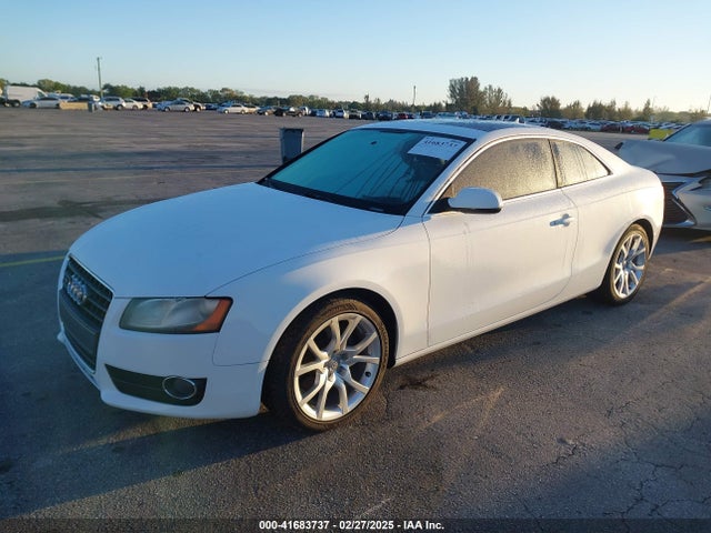 2010 AUDI A5 WAUCFAFR1AA066704 Photo 1
