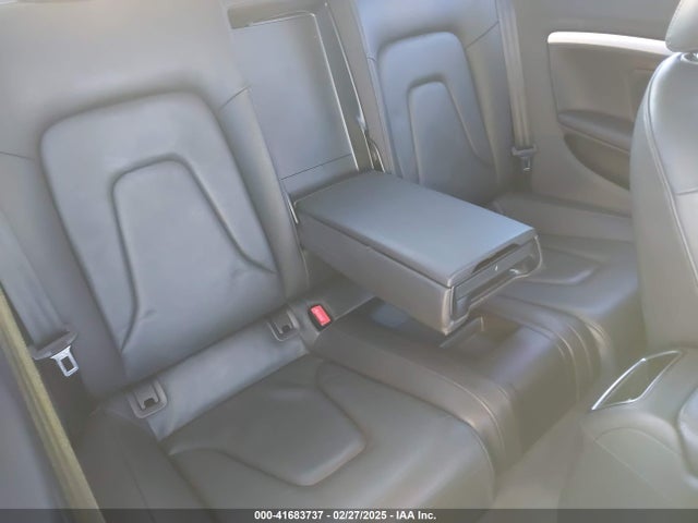 2010 AUDI A5 WAUCFAFR1AA066704 Photo 7