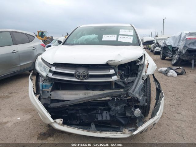 5TDZZRFH2JS244925 Toyota Highlander Le Plus
