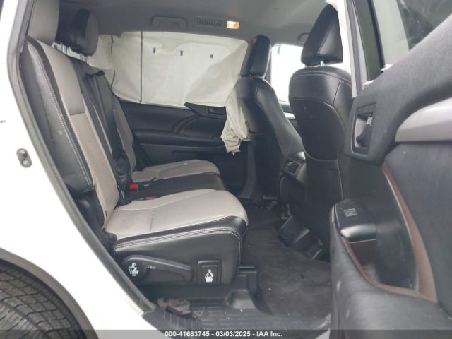 5TDZZRFH2JS244925 Toyota Highlander Le Plus