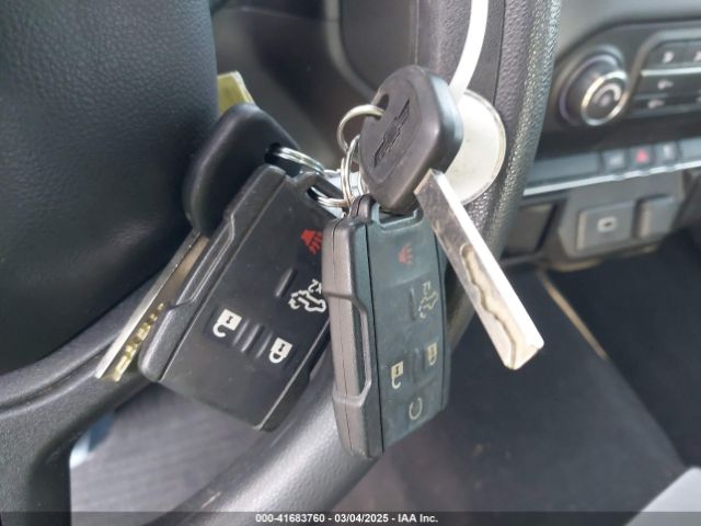 3GCUYBEF4KG102693 Chevrolet Silverado 1500 Custom