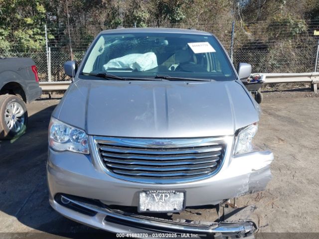 2C4RC1BG4GR303278 Chrysler Town & Country Touring