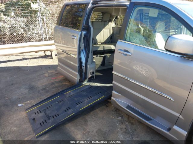 2C4RC1BG4GR303278 Chrysler Town & Country Touring