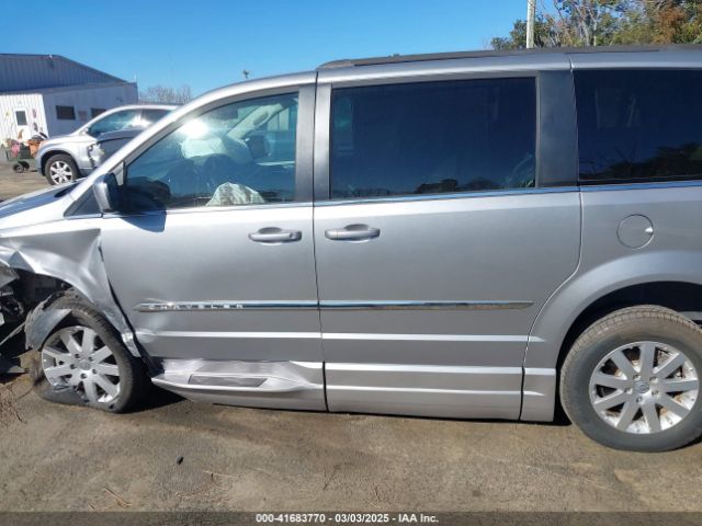 2C4RC1BG4GR303278 Chrysler Town & Country Touring