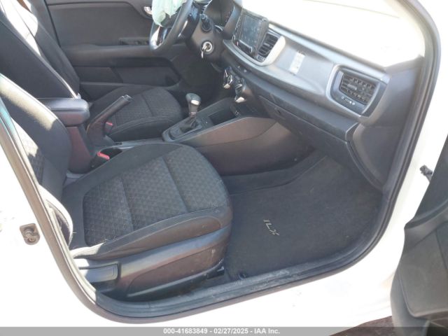3KPA24AB7KE198561 KIA RIO S