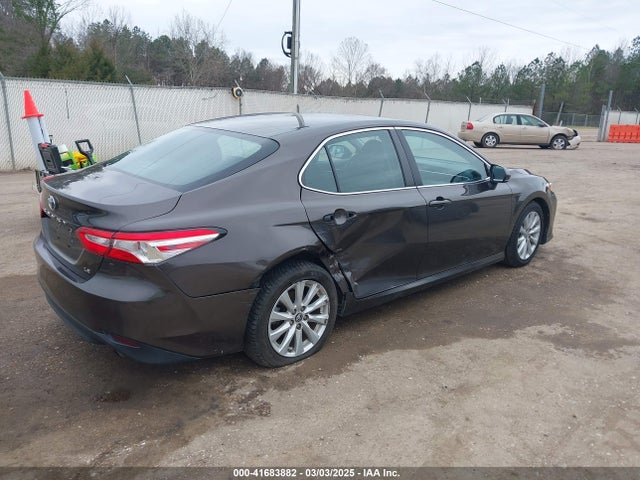 4T1B11HKXJU039525 Toyota CAMRY LE