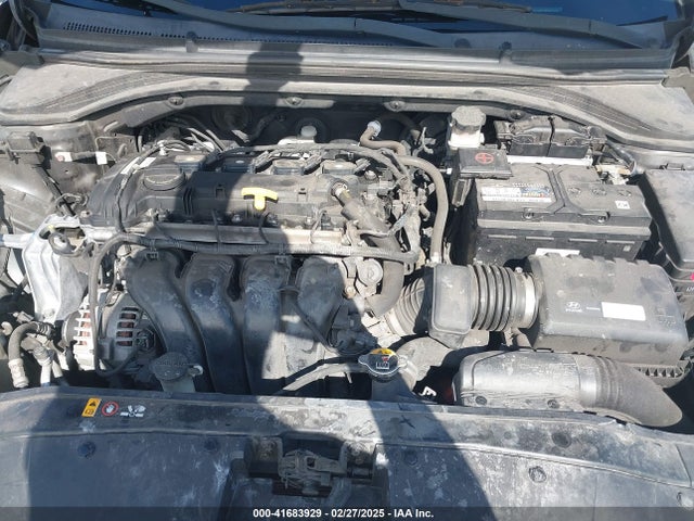 KMHD74LF7HU311493 Hyundai ELANTRA SE