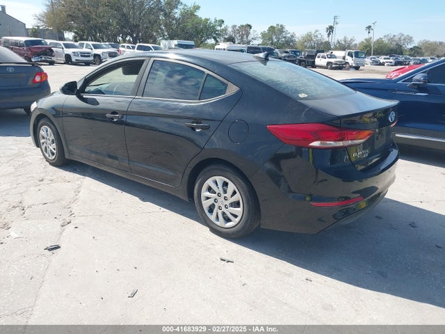 KMHD74LF7HU311493 Hyundai ELANTRA SE