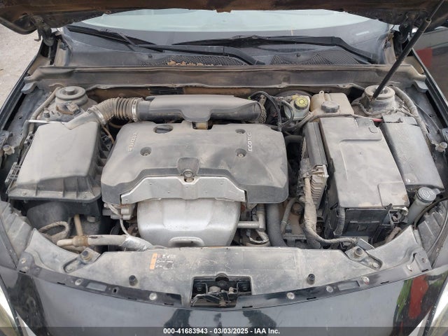 1G11E5SL9EF121696 Chevrolet MALIBU 2LT