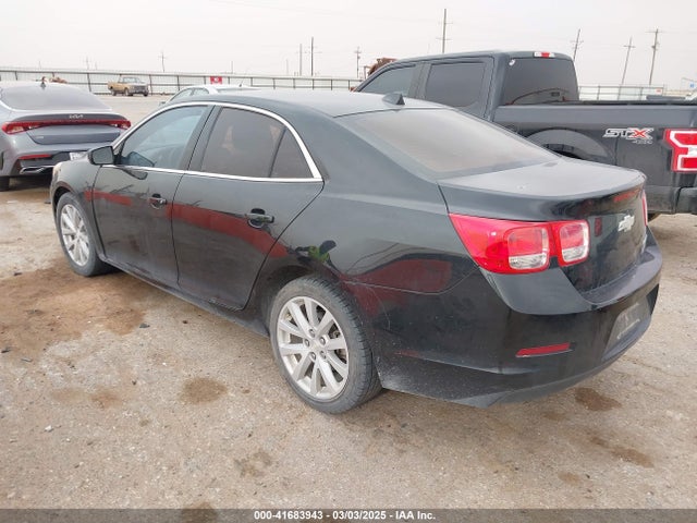 1G11E5SL9EF121696 Chevrolet MALIBU 2LT