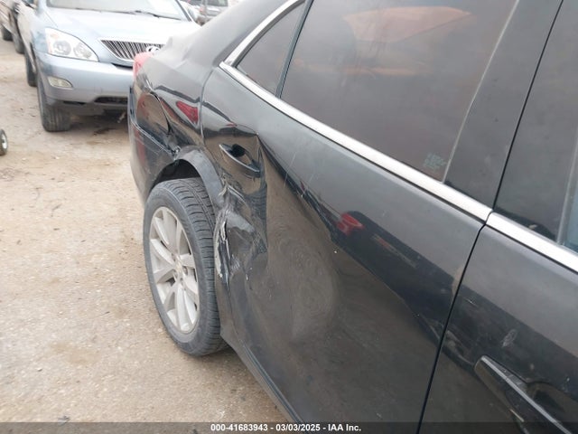 1G11E5SL9EF121696 Chevrolet MALIBU 2LT