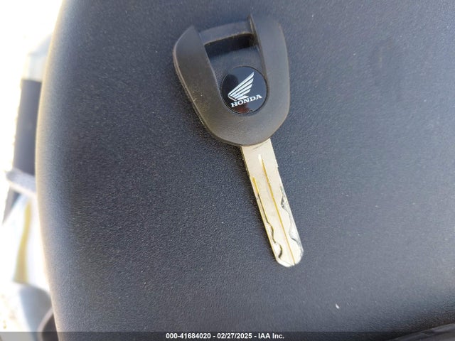 Honda CBF300 NA 2024 MLHNC5558R5400710 Image 11