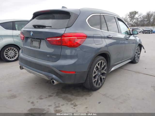2021 BMW X1 WBXJG7C07M5S69810 Photo 3