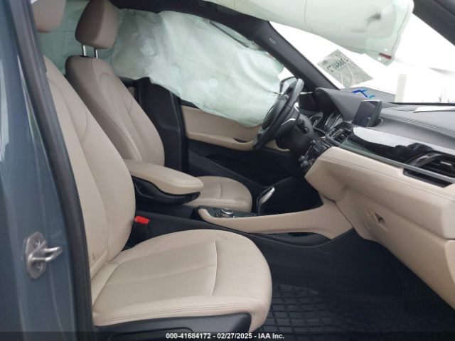 2021 BMW X1 WBXJG7C07M5S69810 Photo 4
