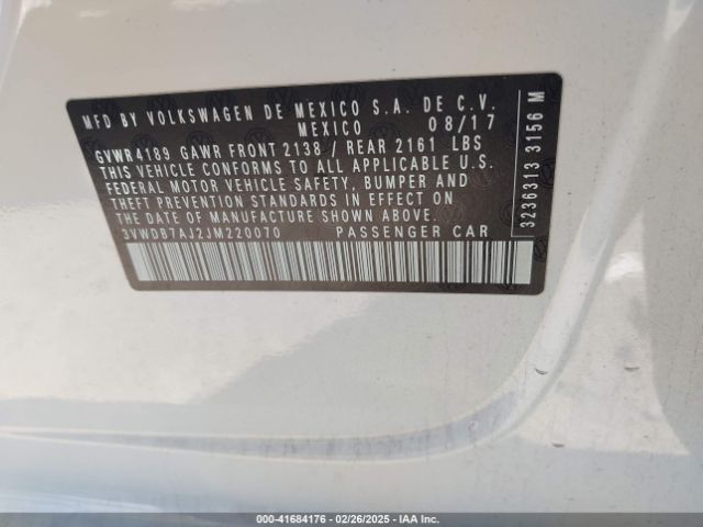 3VWDB7AJ2JM220070 Volkswagen Jetta 1.4t Se/1.4t Wolfsburg Edition