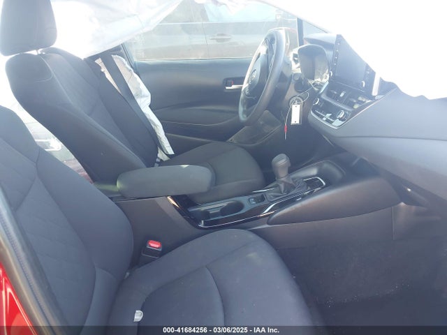 JTDEPRAE5LJ106071 Toyota COROLLA LE