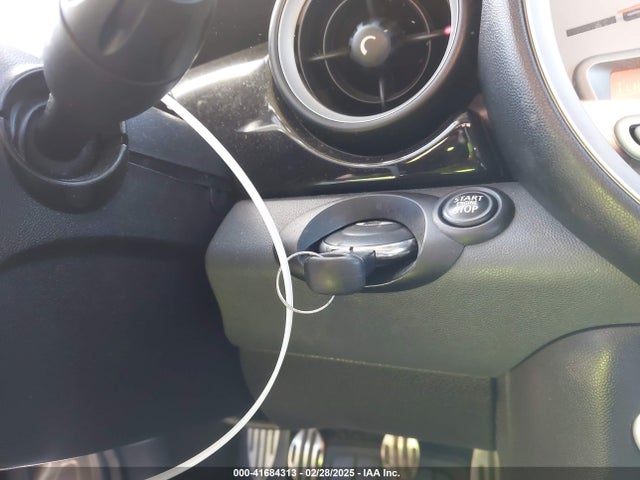 2010 MINI COOPER S WMWMF7C57ATX45924 Photo 10