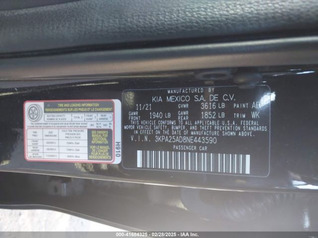3KPA25AD8NE443590 KIA Rio 5-door S