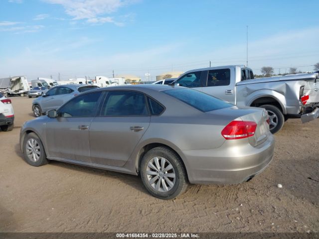 1VWAS7A38FC009632 Volkswagen Passat 1.8t Wolfsburg Edition