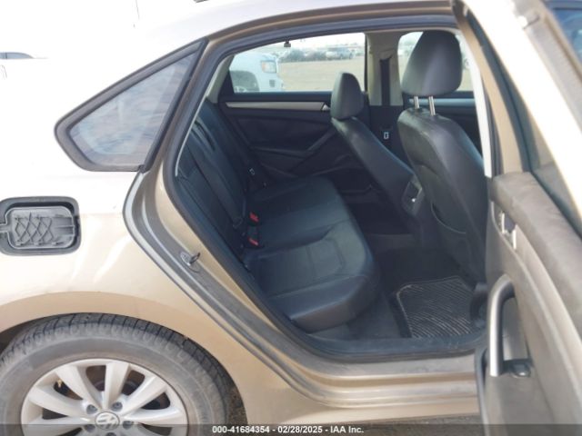 1VWAS7A38FC009632 Volkswagen Passat 1.8t Wolfsburg Edition